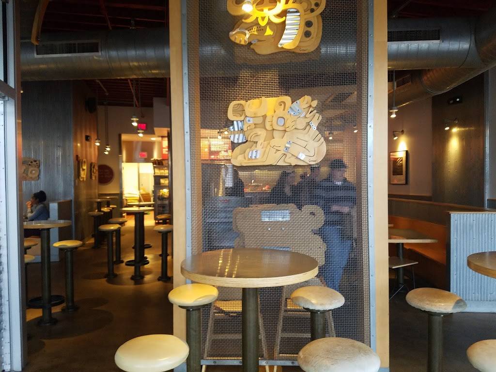 Chipotle Mexican Grill | restaurant | 1924 Beacon St, Brighton, MA 02135, USA | 6172320788 OR +1 617-232-0788