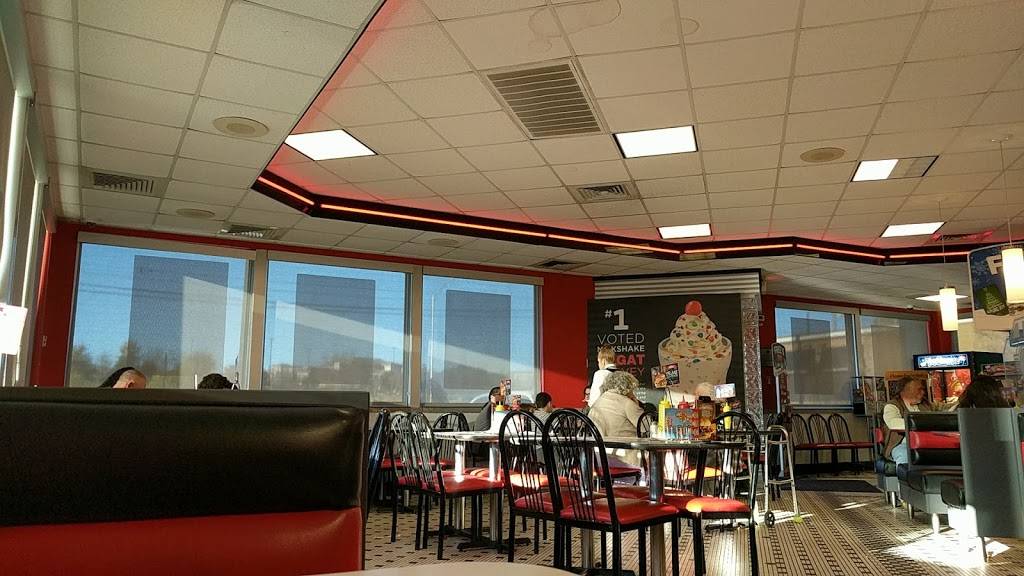 Steak n Shake | restaurant | 500 E Emory Rd, Powell, TN 37849, USA | 8659477066 OR +1 865-947-7066