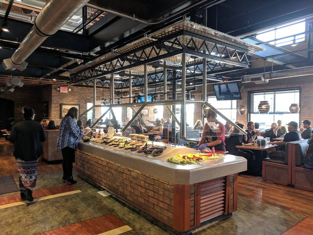 Toppers Pizza | restaurant | 2701 Peninsula Rd, Oxnard, CA 93035, USA | 8053854444 OR +1 805-385-4444