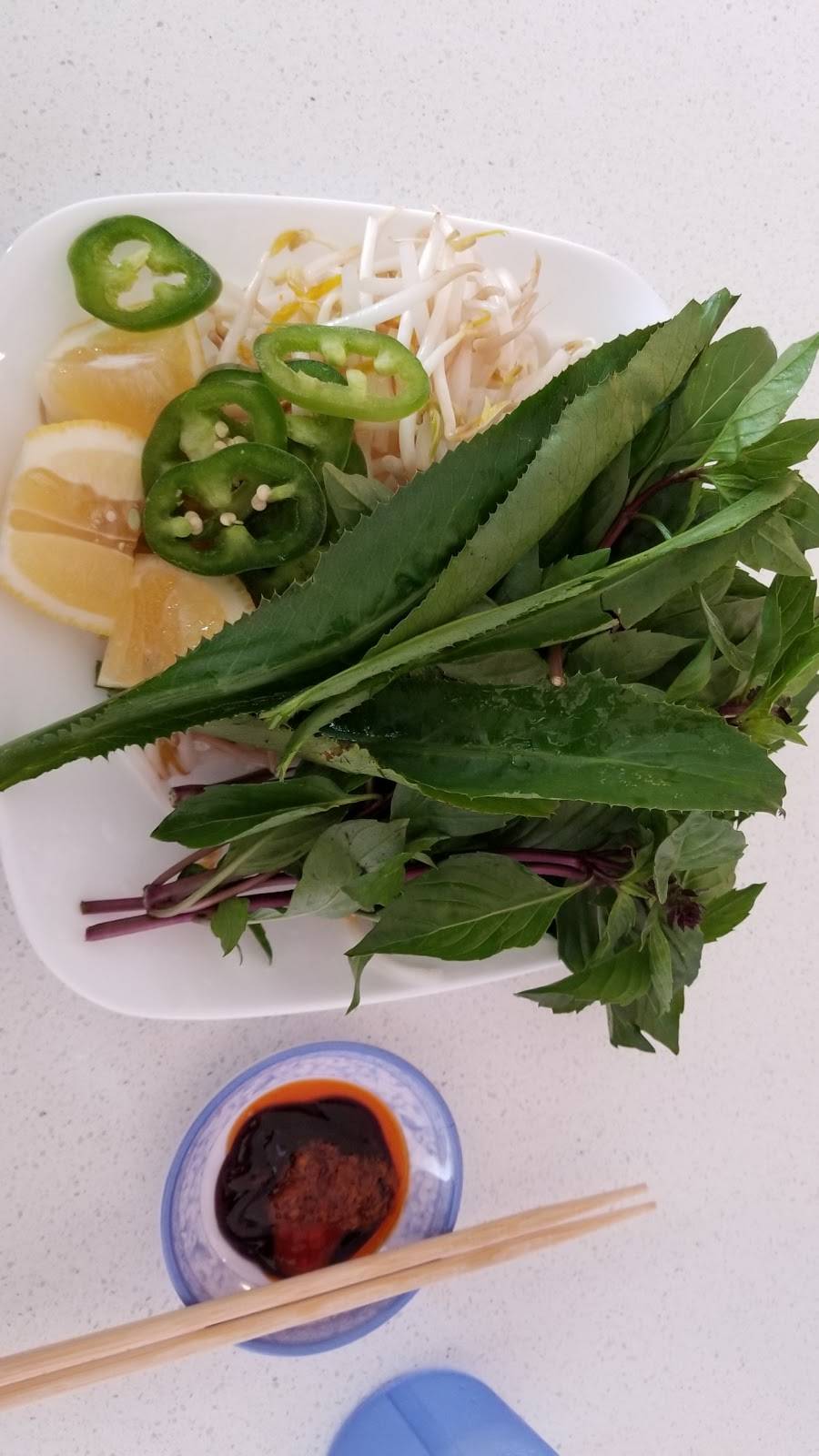 PHO H&H | restaurant | 91-710 Farrington Hwy, Kapolei, HI 96707, USA | 8086741188 OR +1 808-674-1188