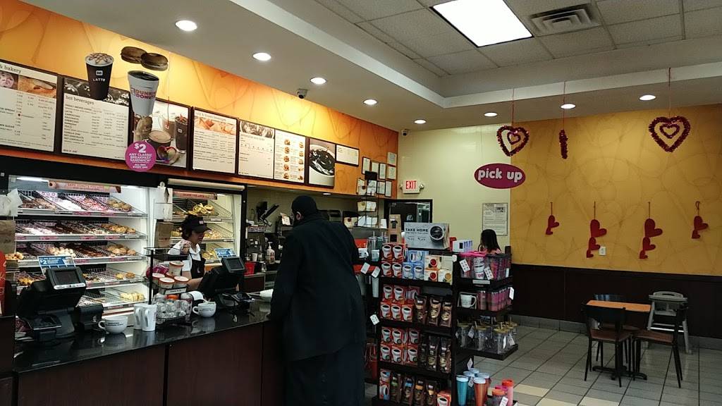 Dunkin Donuts | cafe | 1957 Oak Tree Rd, Devine Plaza, Edison, NJ 08820, USA | 7325483400 OR +1 732-548-3400
