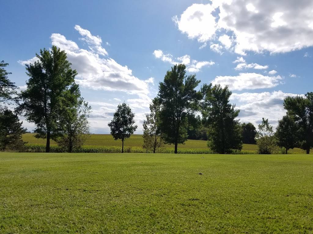 Old Hickory Golf Club | restaurant | W7596 WI-33, Beaver Dam, WI 53916, USA | 9208877179 OR +1 920-887-7179