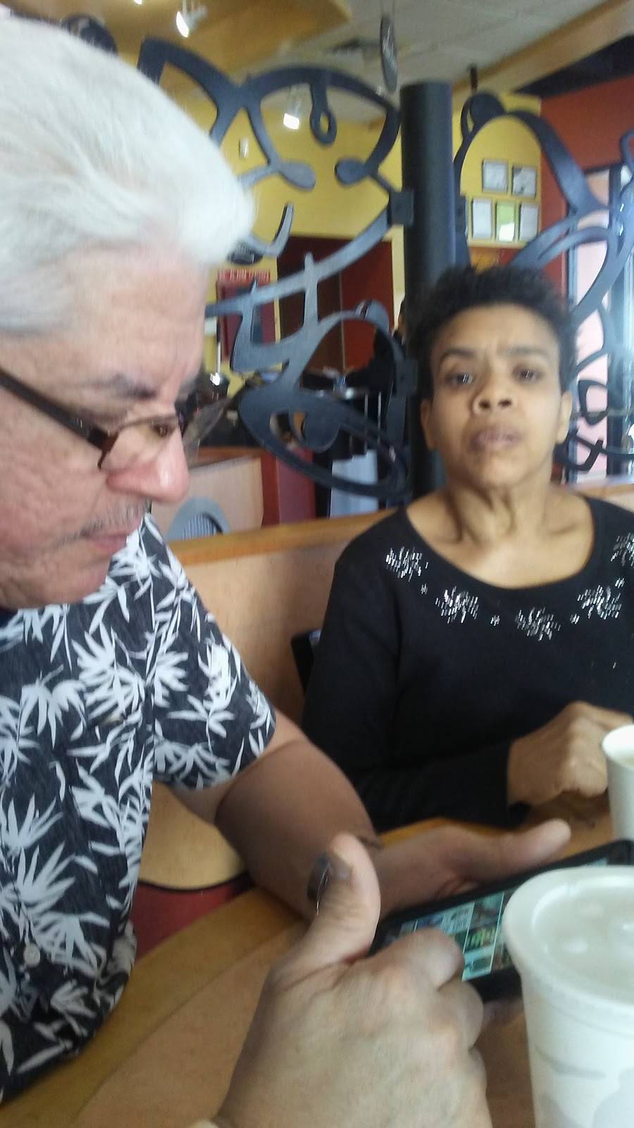 Long John Silvers | restaurant | 1560 VFW Pkwy, West Roxbury, MA 02132, USA | 6173272645 OR +1 617-327-2645