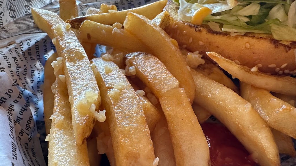 Hippo Burgers | restaurant | 6184 Hwy 6 N Unit #31, Houston, TX 77084, USA | 2818614796 OR +1 281-861-4796