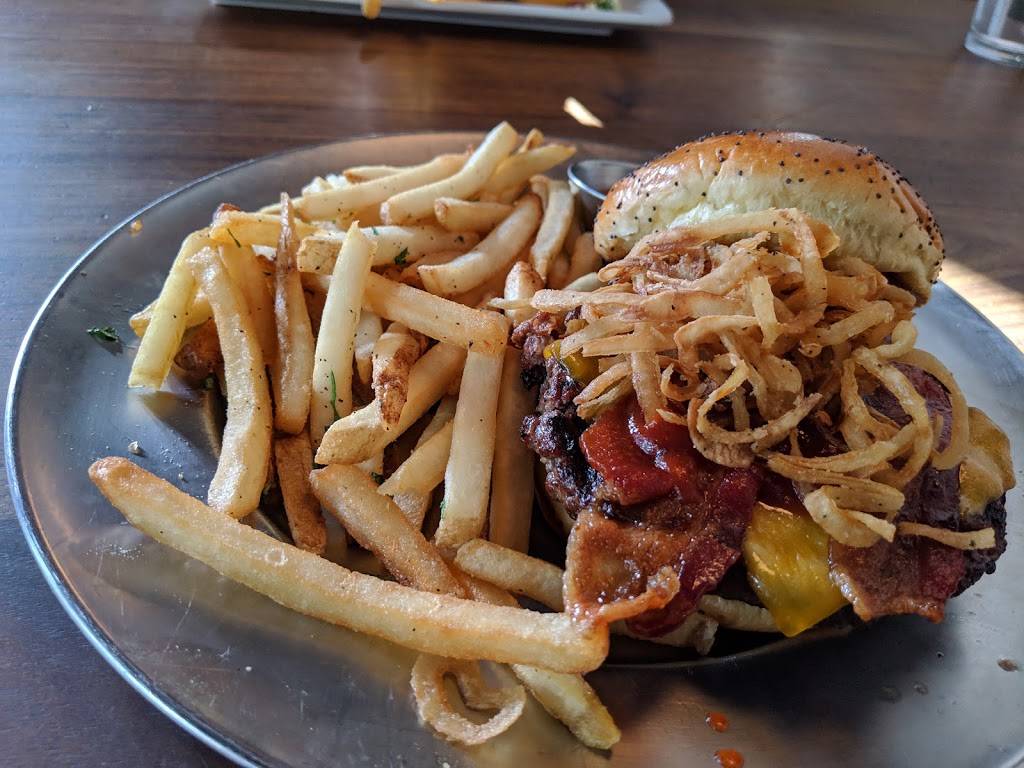 Eureka! | restaurant | 6250 Topanga Canyon Blvd, Woodland Hills, CA 91367, USA | 8188575544 OR +1 818-857-5544