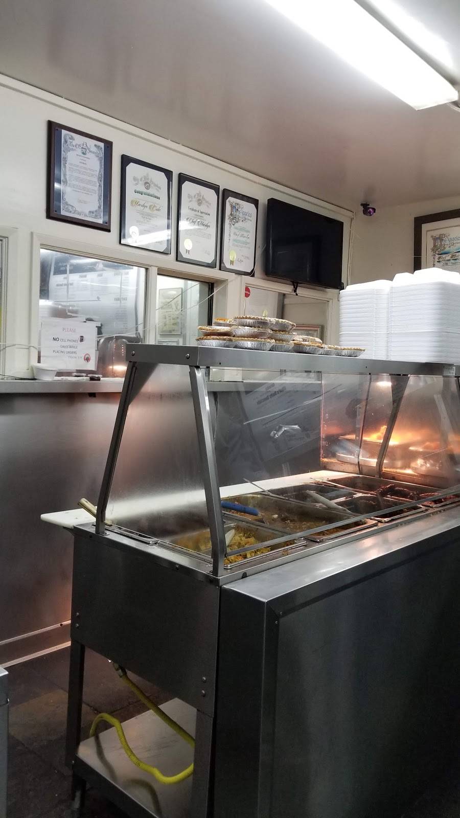 Chef Marilyns, Queen of Down Home Southern Goodies | meal takeaway | 2638 Crenshaw Blvd, Los Angeles, CA 90016, USA | 3237378101 OR +1 323-737-8101