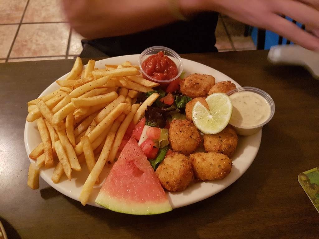 Saltwater Smokehouse | restaurant | 10251 Stringfellow Rd, St James City, FL 33956, USA | 2392828811 OR +1 239-282-8811