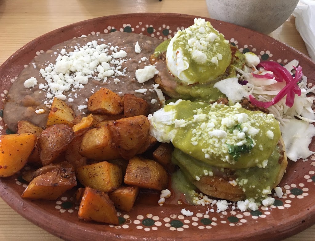 TLAHCO MEXICAN KITCHEN | restaurant | 6702 San Pedro Ave, San Antonio, TX 78216, USA | 2104550135 OR +1 210-455-0135