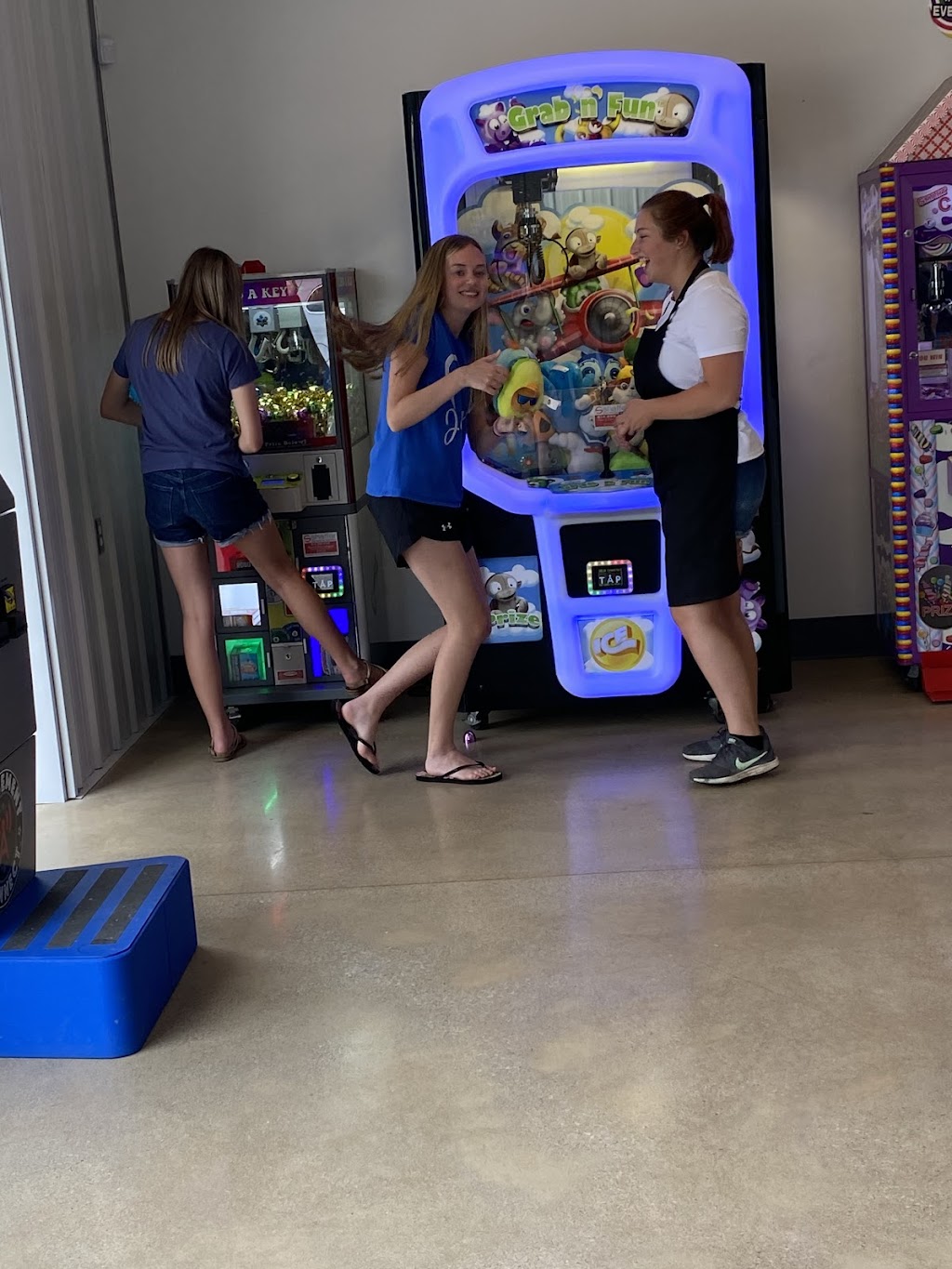 Dairylicious & More | restaurant | 880 S Market St, Loudonville, OH 44842, USA | 6145546637 OR +1 614-554-6637