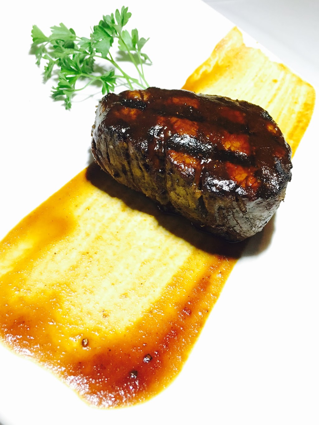 Maya Steaks & Seafood | restaurant | 6152 Roswell Rd NE, Atlanta, GA 30328, USA | 4047058880 OR +1 404-705-8880