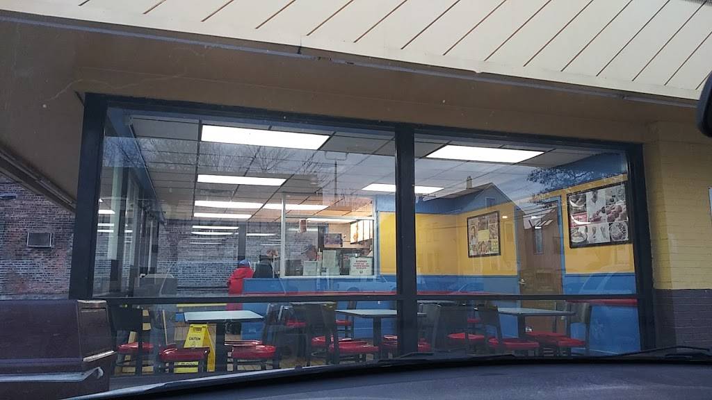 Churchs Chicken | restaurant | 1808 W 47th St, Chicago, IL 60609, USA | 7735231562 OR +1 773-523-1562