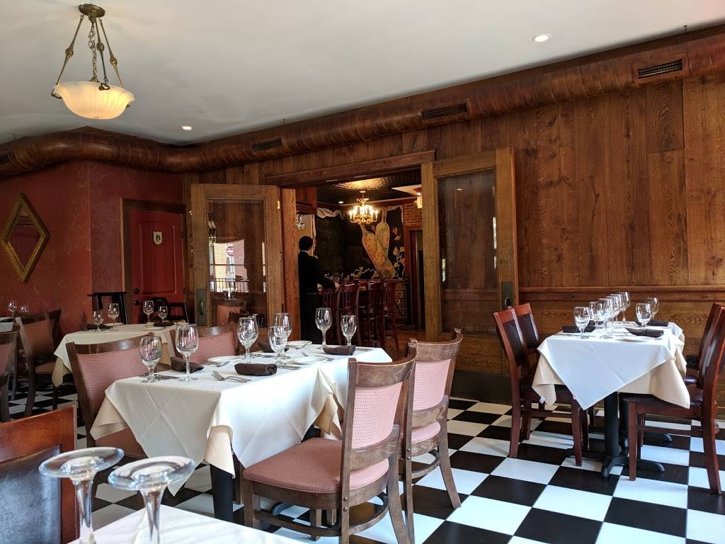 Casa Nostra | restaurant | 2 W Market St, Leesburg, VA 20176, USA | 7037771983 OR +1 703-777-1983