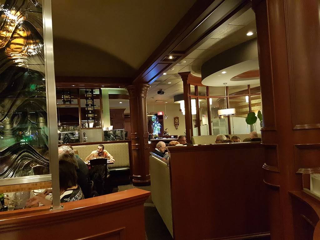 Luxor | restaurant | 213 Rue Notre Dame E, Victoriaville, QC G6P 4A2, Canada | 8197522022 OR +1 819-752-2022