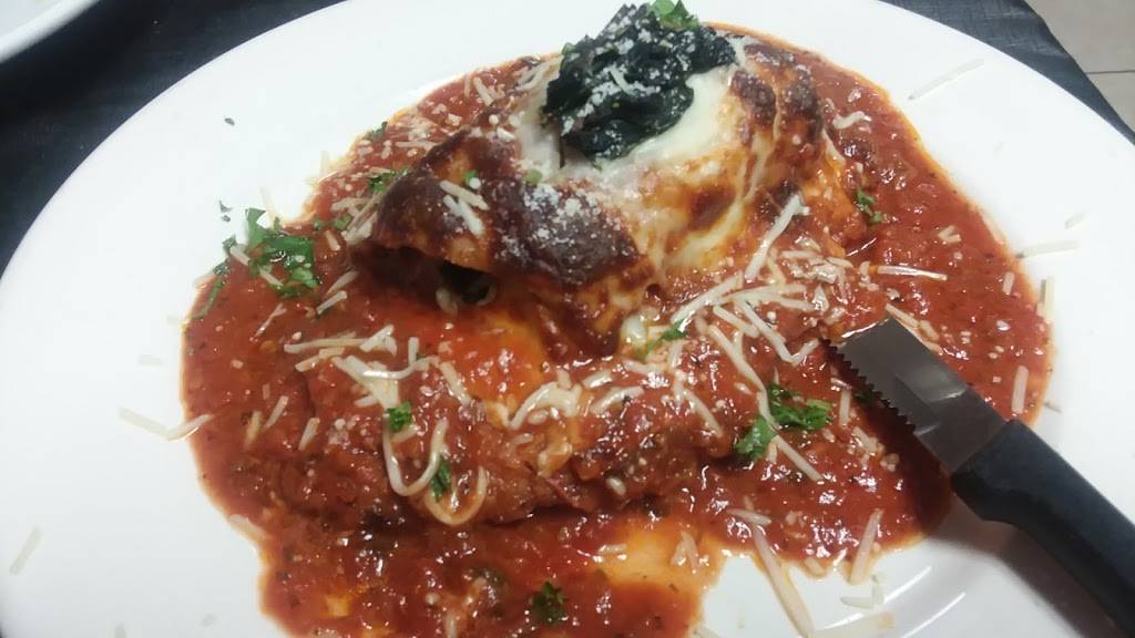 Lorenzos Italian Restaurant & Pizzeria | restaurant | 222 Orange Ave, Fort Pierce, FL 34950, USA | 7724605445 OR +1 772-460-5445