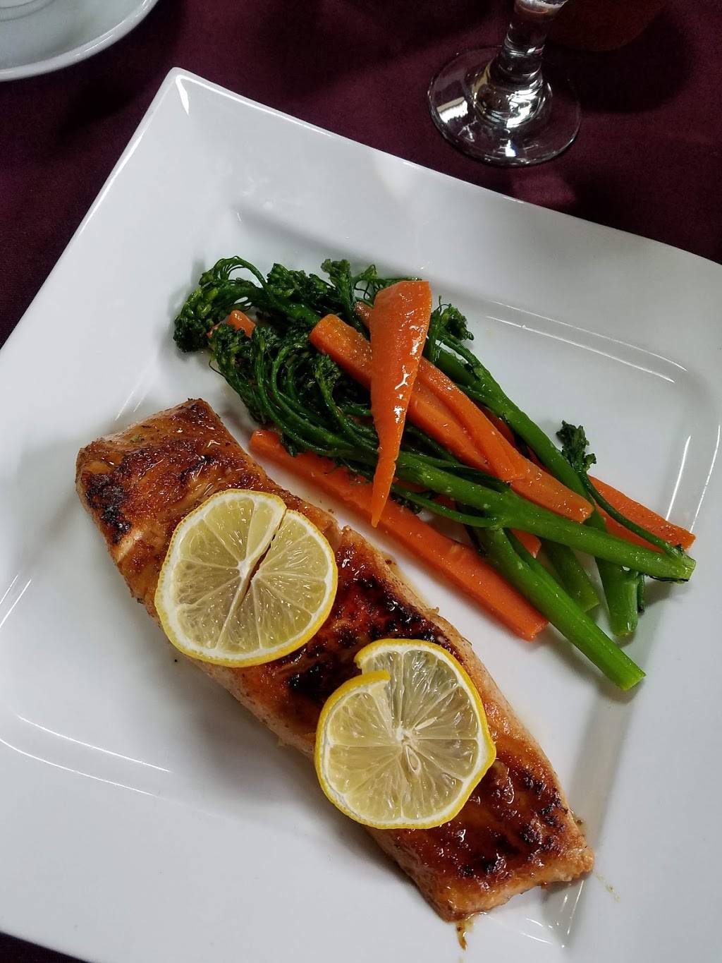 La Noria Wood-Fired Bistro | restaurant | 5517 Michigan Ave, Detroit, MI 48210, USA | 3133383545 OR +1 313-338-3545