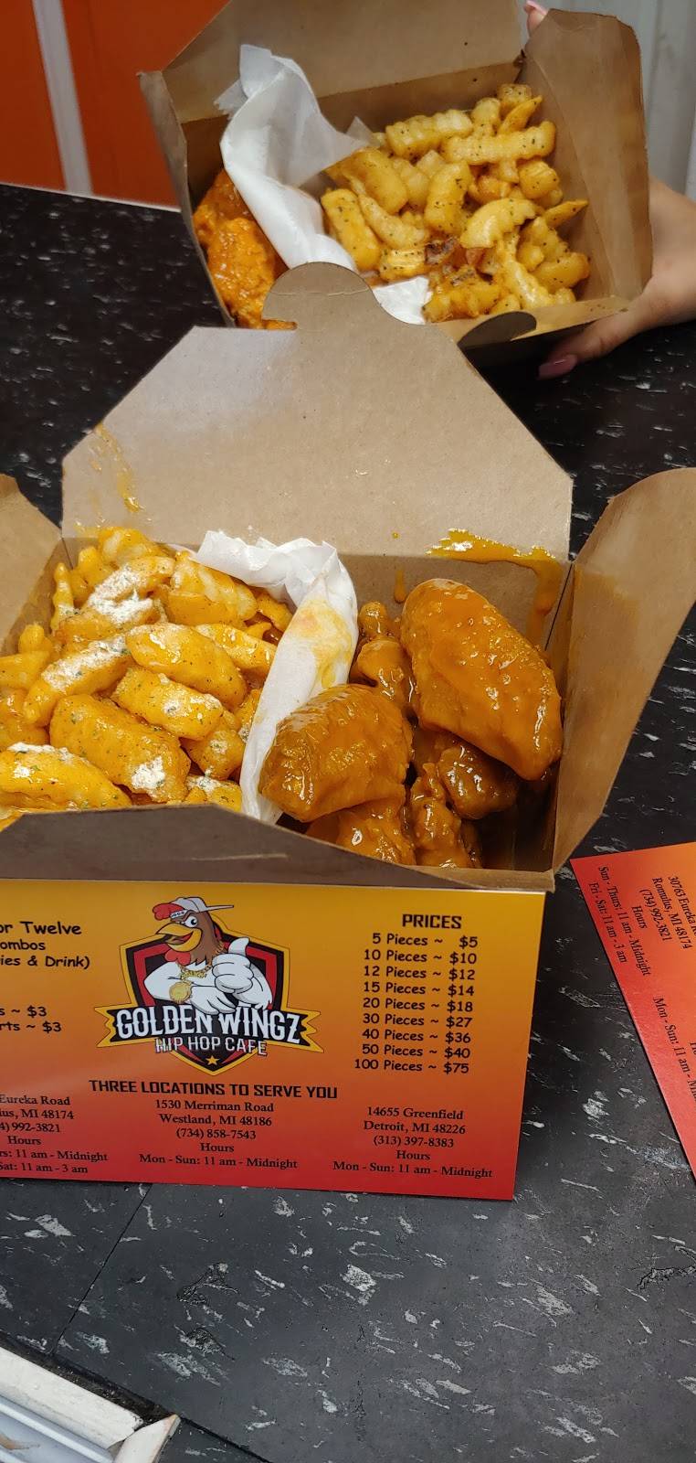 Golden Wingz | restaurant | 14655 Greenfield Rd, Detroit, MI 48227, USA | 3133978383 OR +1 313-397-8383