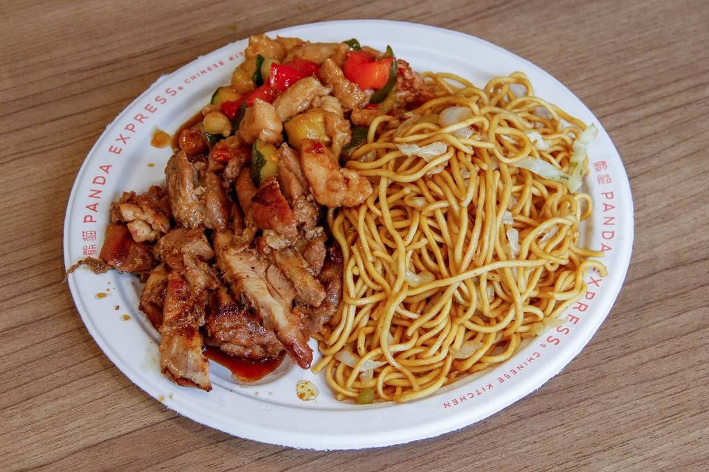Panda Express | meal takeaway | 77 E Adams St, Chicago, IL 60604, USA | 3129861043 OR +1 312-986-1043