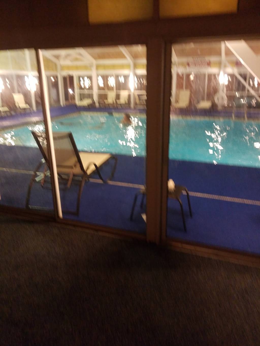 Bourbon Street Bar & Grille | restaurant | 351 York St, Williamsburg, VA 23185, USA | 75722941002407 OR +1 757-229-4100 ext. 2407