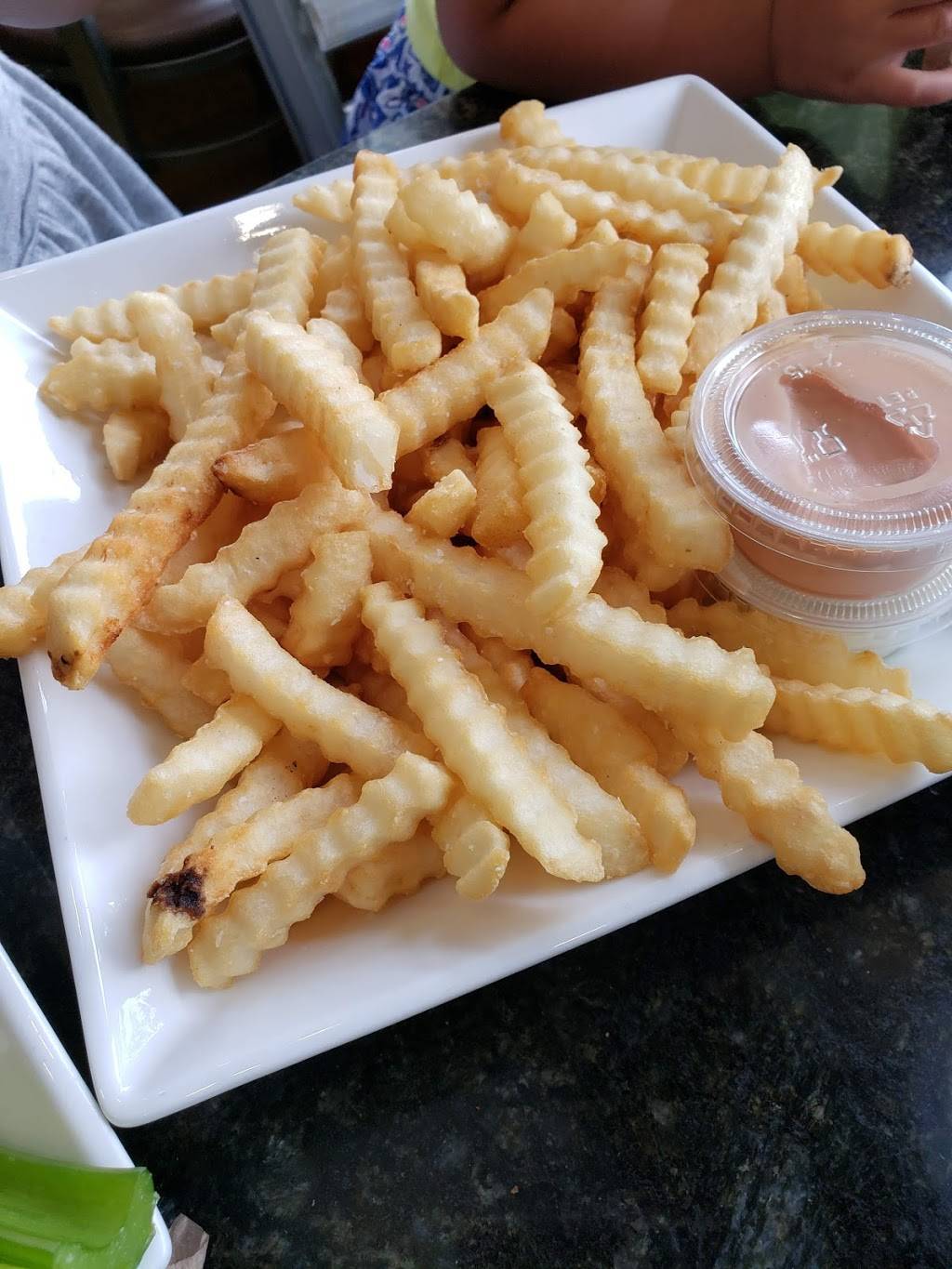 Fultanos Pizza | restaurant | 215 Broadway St, Seaside, OR 97138, USA | 5037385612 OR +1 503-738-5612