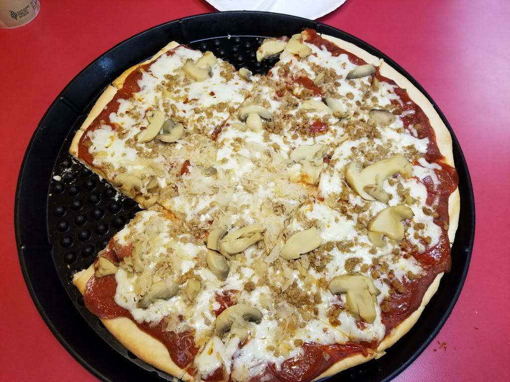 Pizza Haus Inc | restaurant | 104 E Boehringer St, Batesville, IN 47006, USA | 8129344004 OR +1 812-934-4004