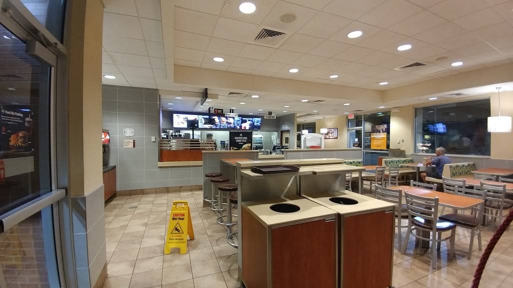 McDonalds | cafe | 8300 Hampton Blvd, Norfolk, VA 23505, USA | 7574230134 OR +1 757-423-0134