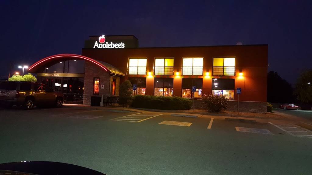 Applebees Grill + Bar | restaurant | 320 Ridge Rd S, Wichita, KS 67209, USA | 3169420070 OR +1 316-942-0070
