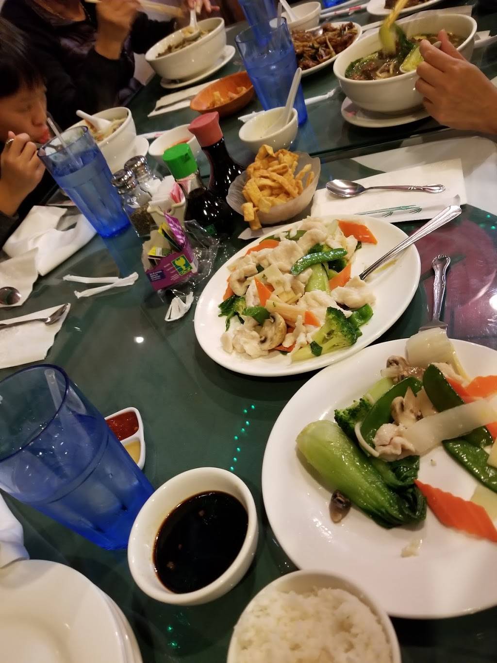 Red Wok | restaurant | 2368 Michael Dr, Newbury Park, CA 91320, USA | 8054981301 OR +1 805-498-1301