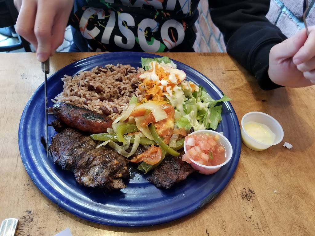 La Casita Pupuseria & Cocina C.A | restaurant | 2 E Diamond Ave, Gaithersburg, MD 20877, USA | 2404745615 OR +1 240-474-5615