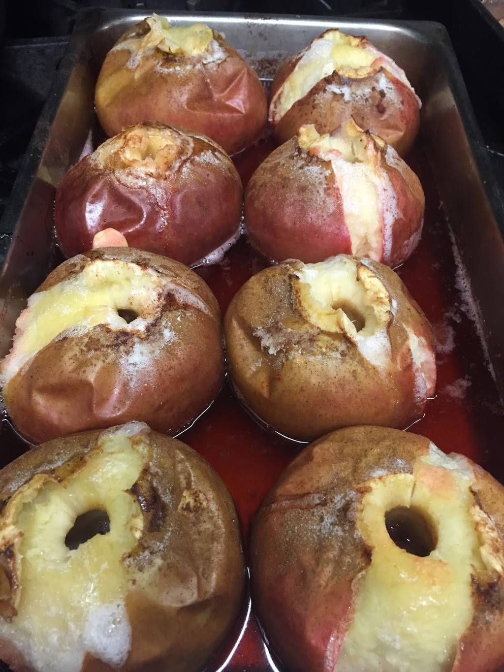 Chateau coffee shop | restaurant | 1 Station Plaza, Woodmere, NY 11598, USA | 5163740310 OR +1 516-374-0310