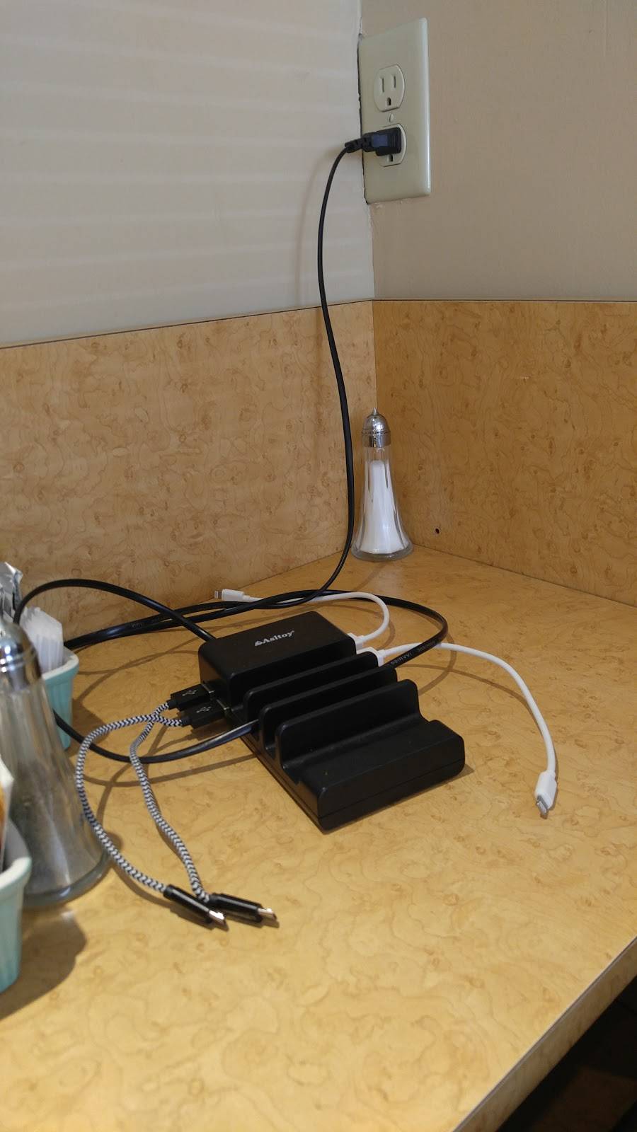 New Seoul Restaurant | restaurant | 2666 W Olympic Blvd # 113, Los Angeles, CA 90006, USA | 2133816524 OR +1 213-381-6524