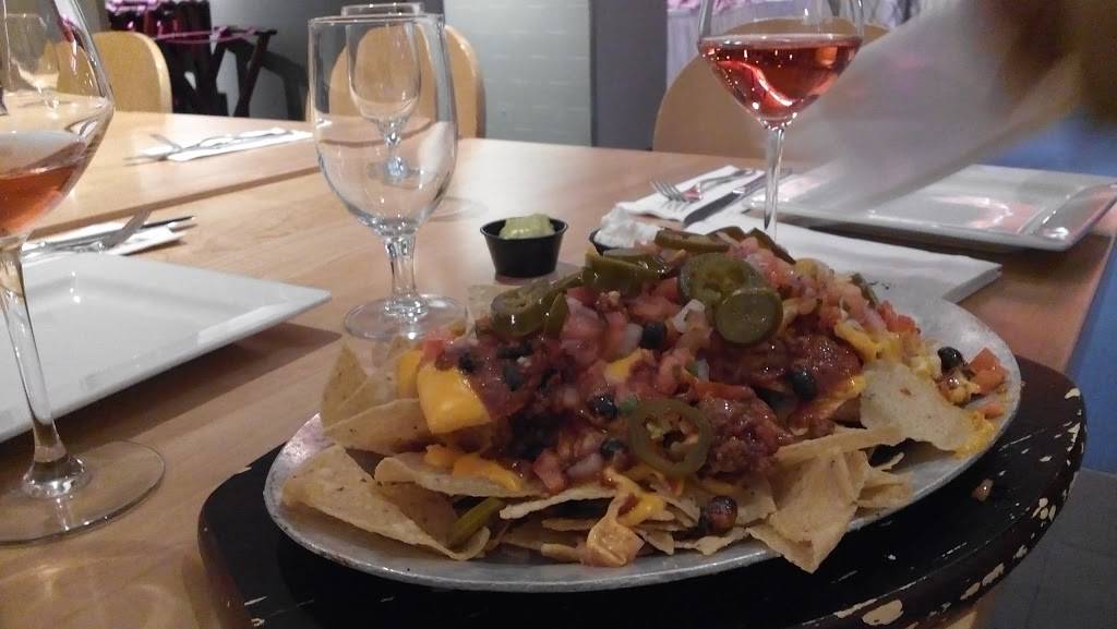 McLoones Bayonne Grille | restaurant | 400 NJ-440, Bayonne, NJ 07002, USA | 2018580500 OR +1 201-858-0500