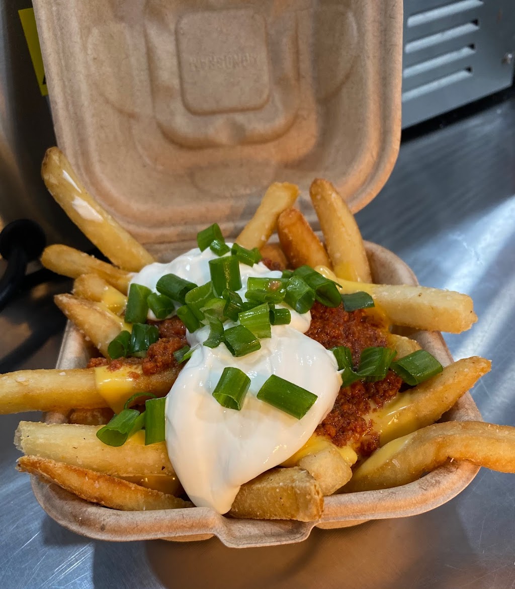 Loud Burger | restaurant | 22497 Barton Rd, Grand Terrace, CA 92313, USA | 9092195630 OR +1 909-219-5630