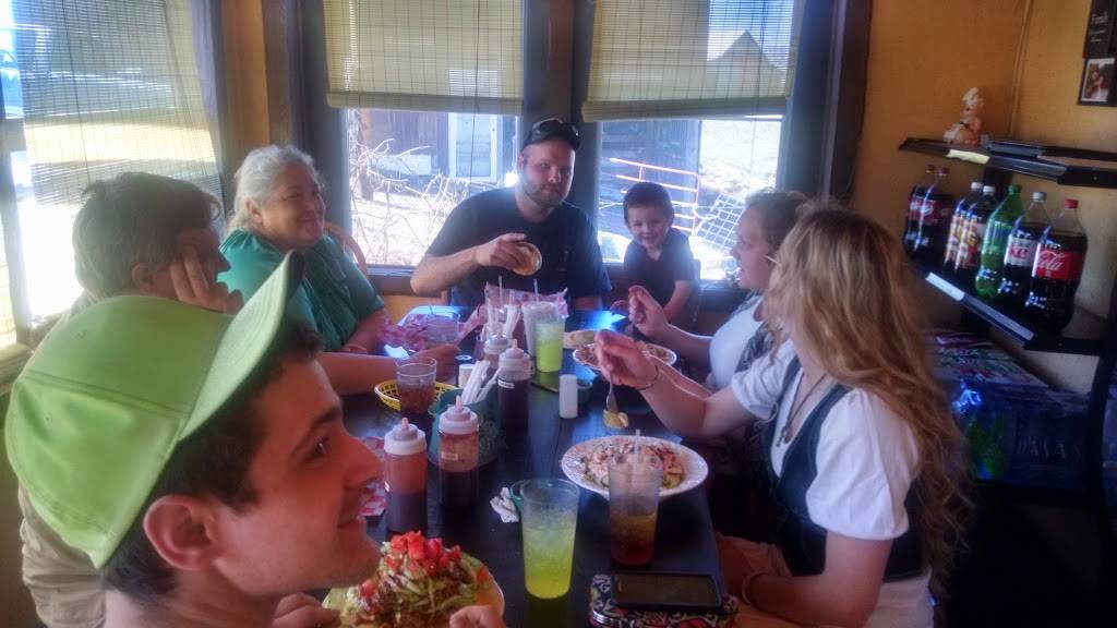 T House BBQ | restaurant | 8494 Willow Grove Hwy, Allons, TN 38541, USA | 9318236956 OR +1 931-823-6956