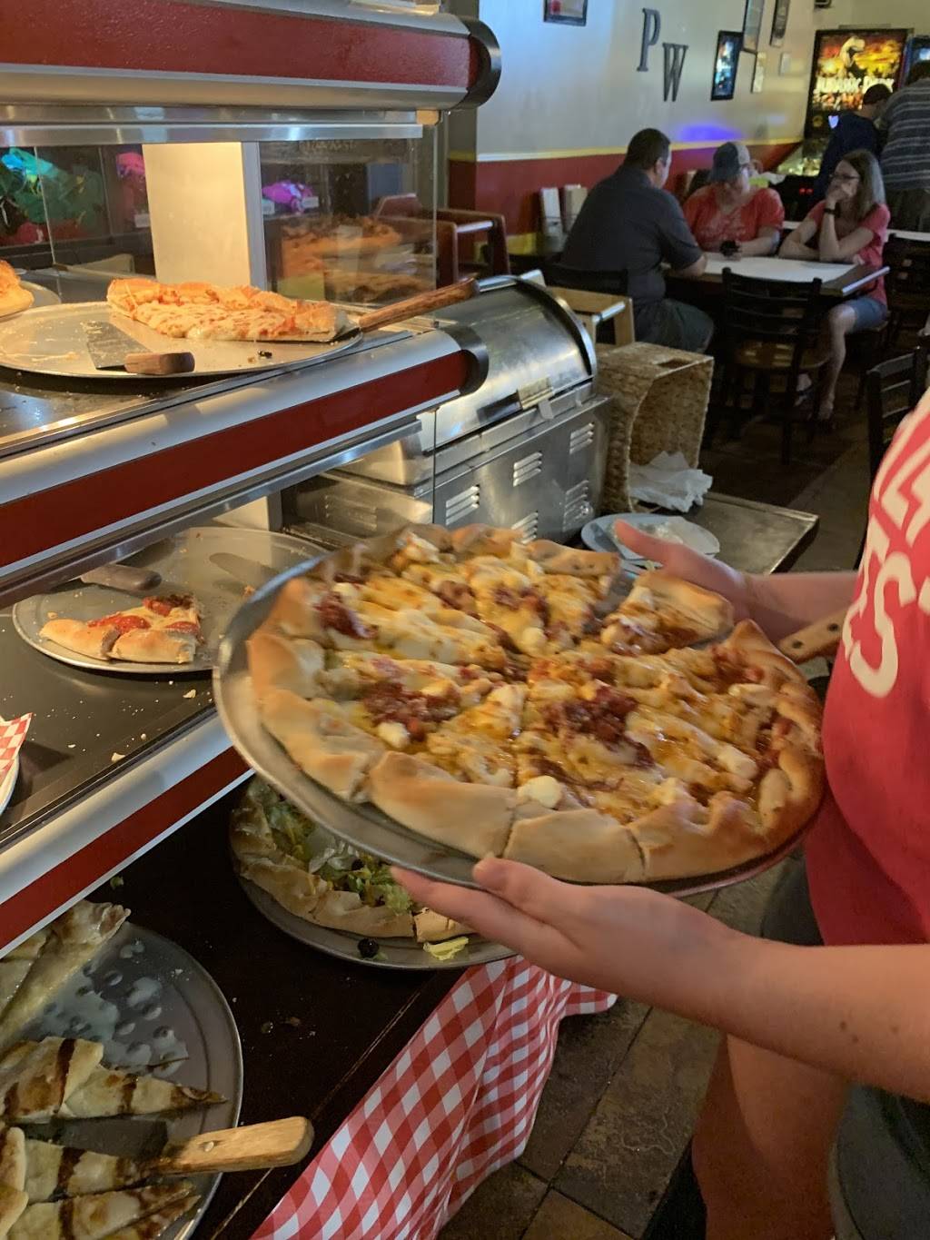 Pizza West | restaurant | 5436 Roberts St, Shawnee, KS 66226, USA | 9134229010 OR +1 913-422-9010