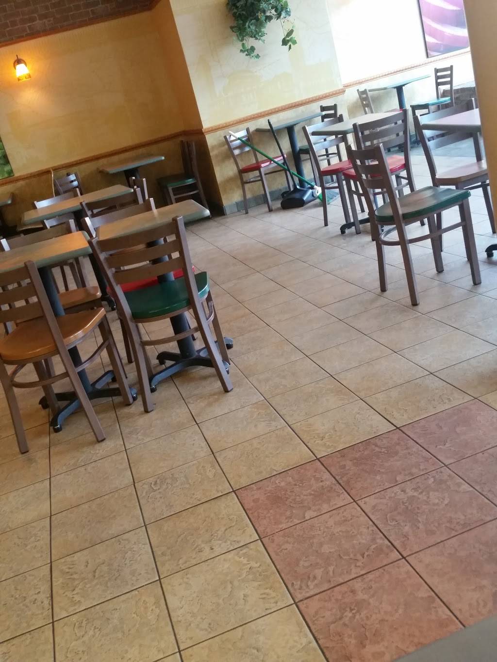 Subway | meal takeaway | 1212 Howard St, Omaha, NE 68102, USA | 4023418814 OR +1 402-341-8814