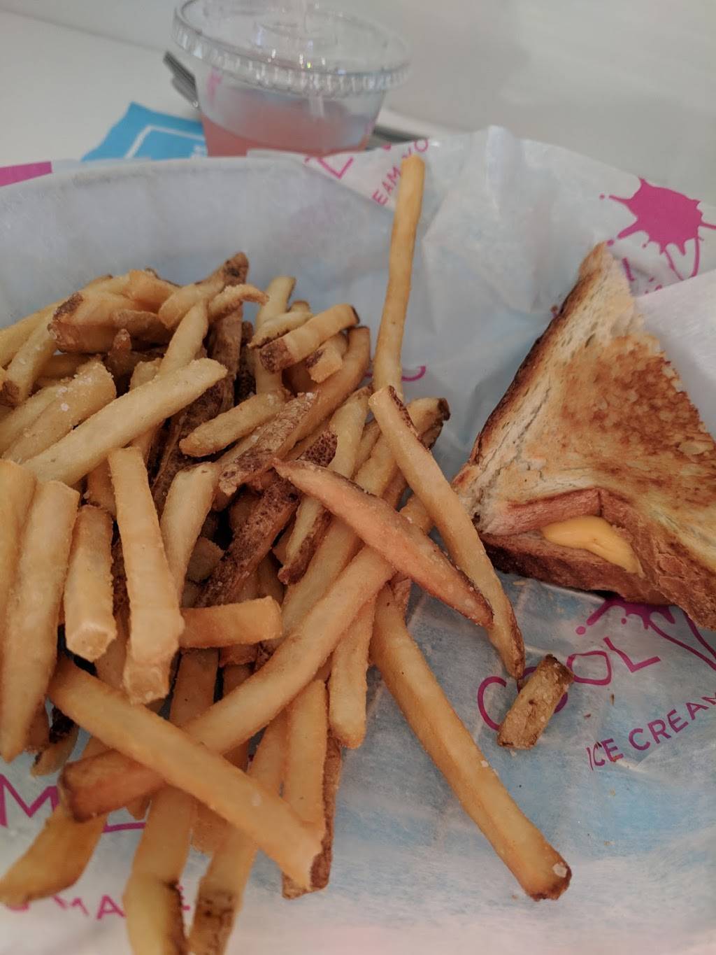 CoolMess Long Island | restaurant | 1512 Old Northern Blvd, Roslyn, NY 11576, USA | 5168012665 OR +1 516-801-2665