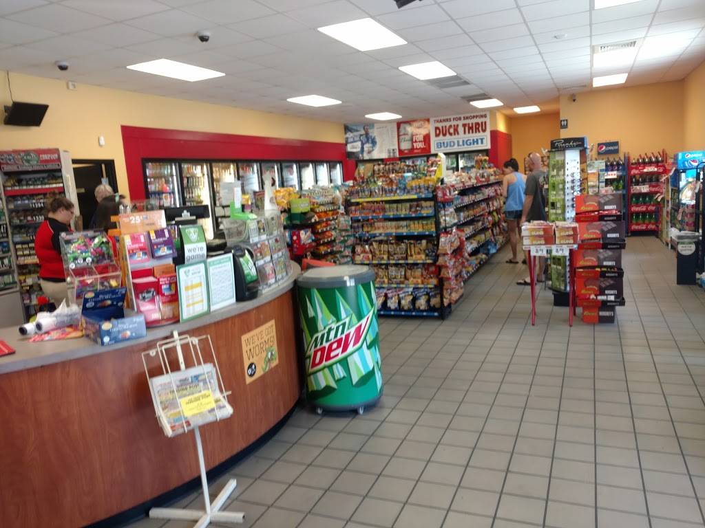 Duck Thru | restaurant | 23141 Main St, Courtland, VA 23837, USA | 7576539580 OR +1 757-653-9580