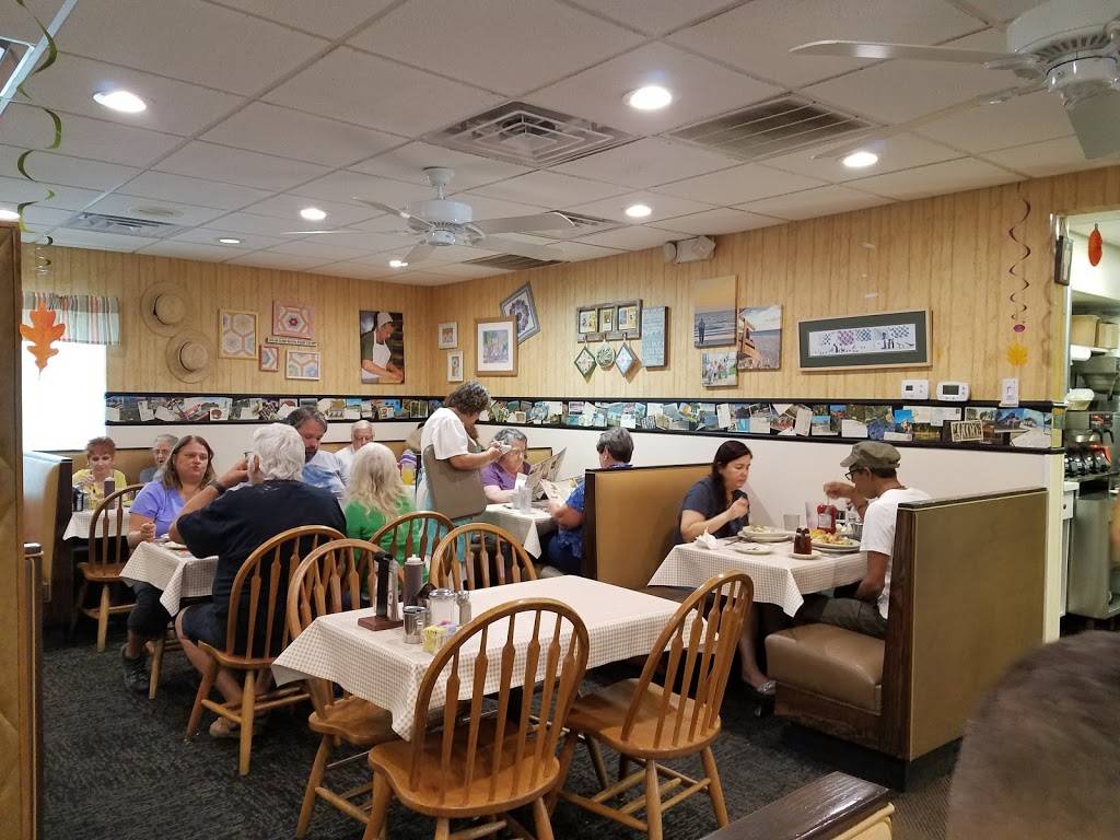 Yoders Restaurant & Amish Village | restaurant | 3434 Bahia Vista St, Sarasota, FL 34239, USA | 9419557771 OR +1 941-955-7771