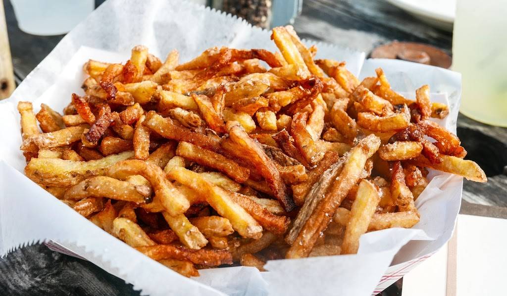 The Slipway Restaurant | restaurant | 24 Public Landing, Thomaston, ME 04861, USA | 2073544155 OR +1 207-354-4155