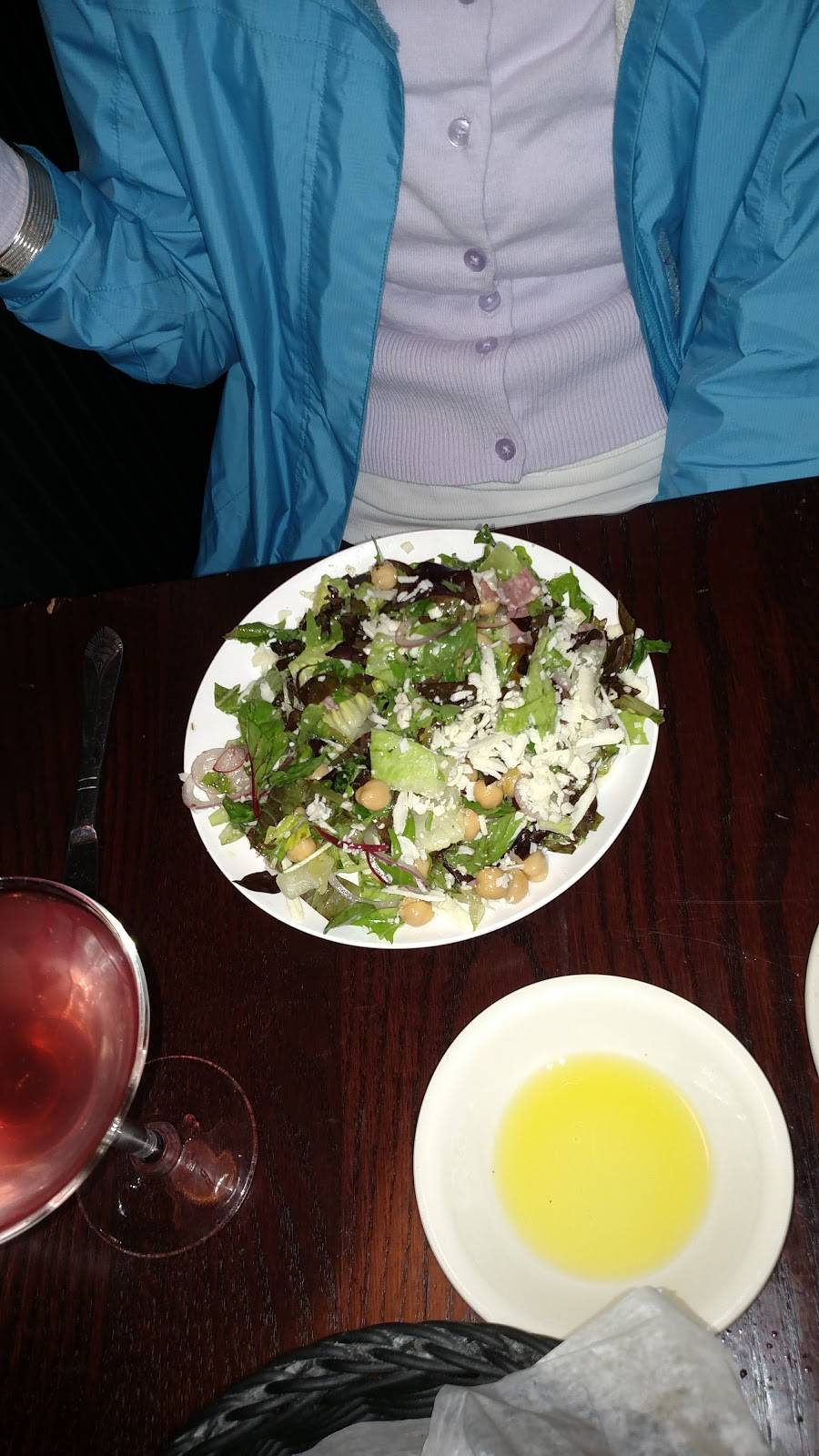 Tates Italian Kitchen | restaurant | 64 Brown St, North Kingstown, RI 02852, USA | 4012940000 OR +1 401-294-0000