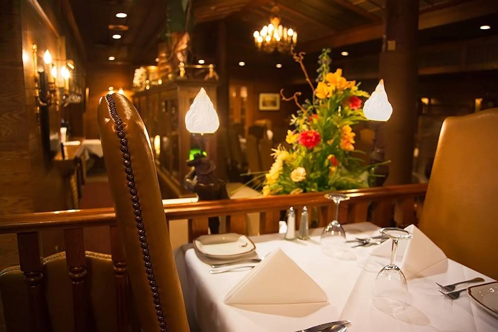 Restaurant Le Pirate De Laval | restaurant | 802 Boulevard des Laurentides, Laval, QC H7G 2V9, Canada | 4506680780 OR +1 450-668-0780