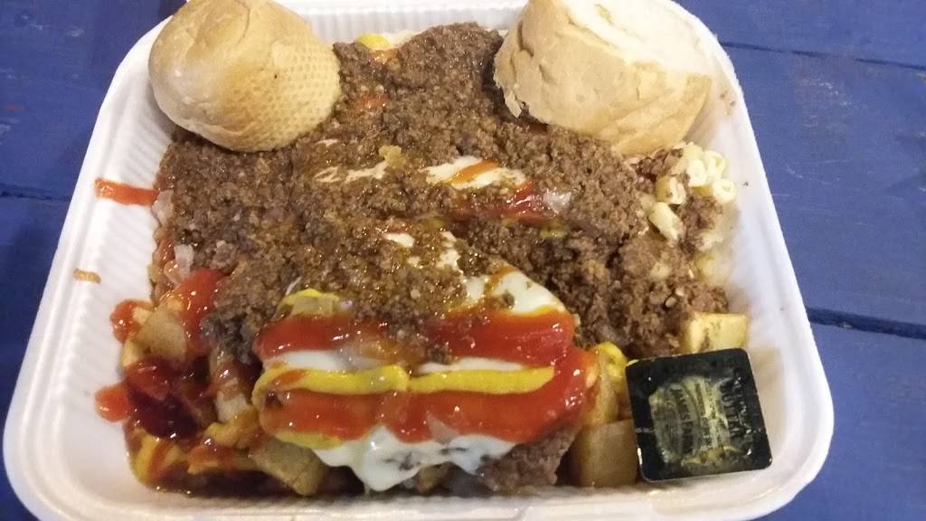 Chi Chi`s Food Truck | restaurant | 2410 E 7th St, Austin, TX 78702, USA | 5853519790 OR +1 585-351-9790