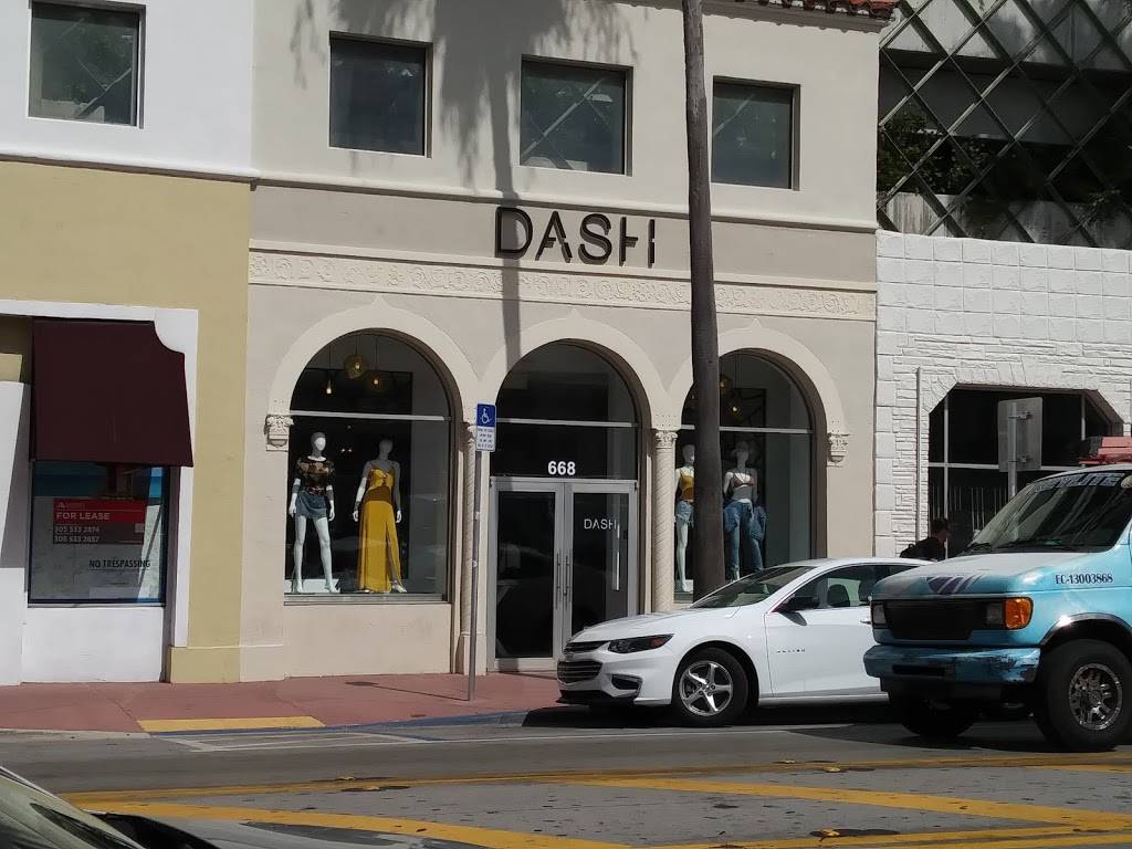 Puerto Sagua | restaurant | 700 Collins Ave, Miami Beach, FL 33139, USA | 3056731115 OR +1 305-673-1115