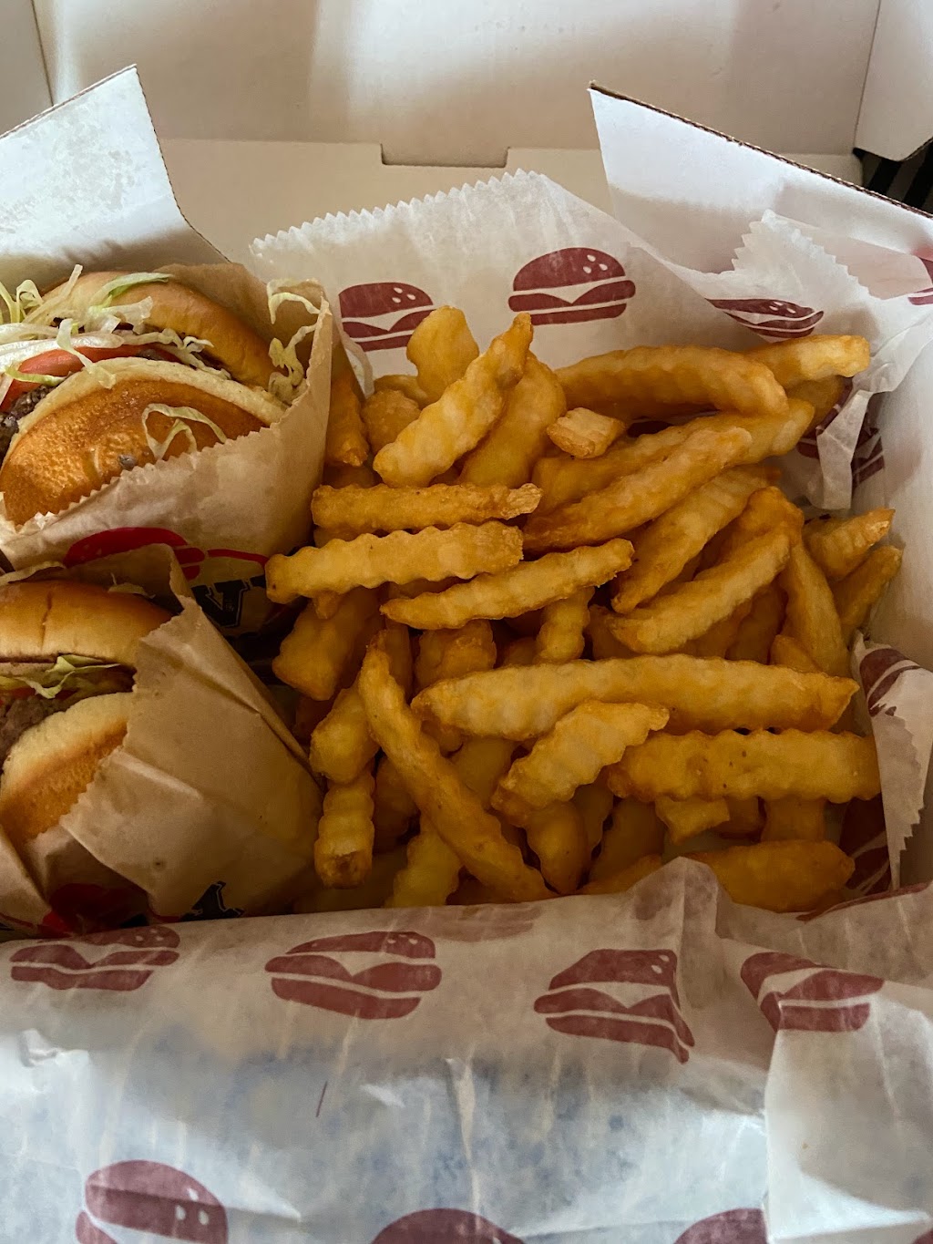 Savvy Sliders | meal takeaway | 1450 W Broad St, Columbus, OH 43222, USA | 6149570000 OR +1 614-957-0000