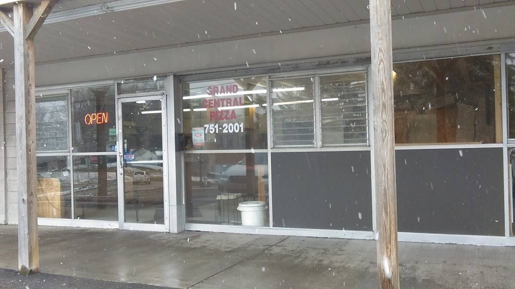 Grand Central Pizza | restaurant | 601 Scenery Dr, Elizabeth, PA 15037, USA | 4127512001 OR +1 412-751-2001