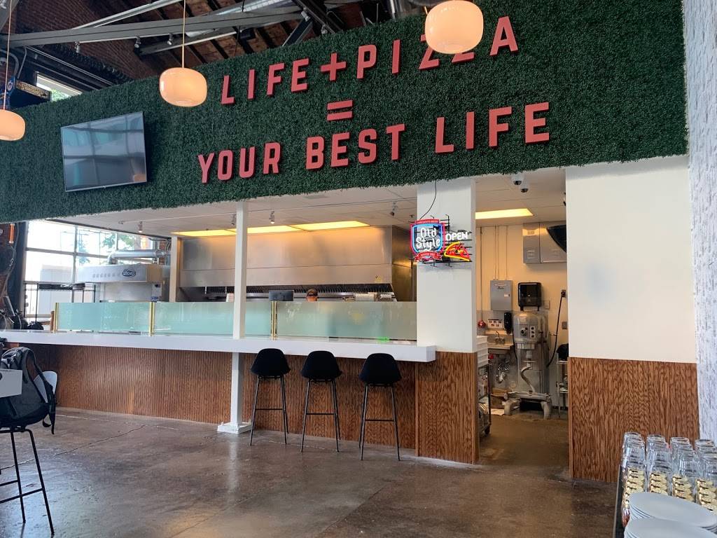 Grabowskis Pizzeria at The Source | restaurant | 3350 Brighton Blvd, Denver, CO 80216, USA | 7202079615 OR +1 720-207-9615