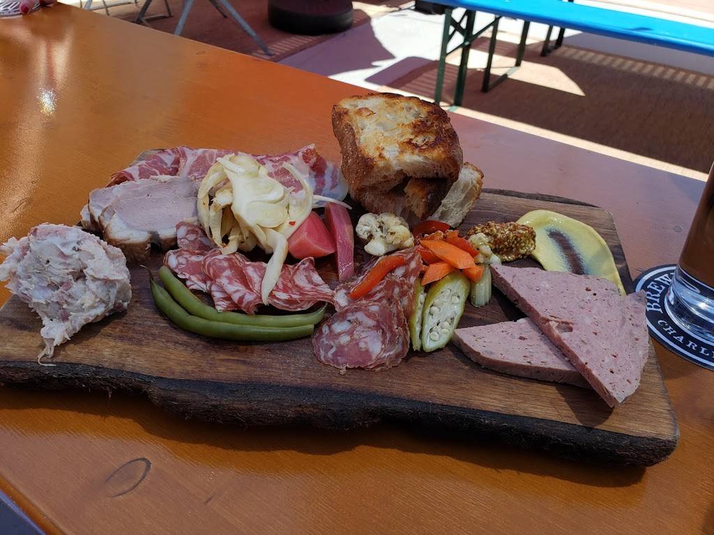 Brewers Fork | restaurant | 7 Moulton St, Charlestown, MA 02129, USA | 6173375703 OR +1 617-337-5703