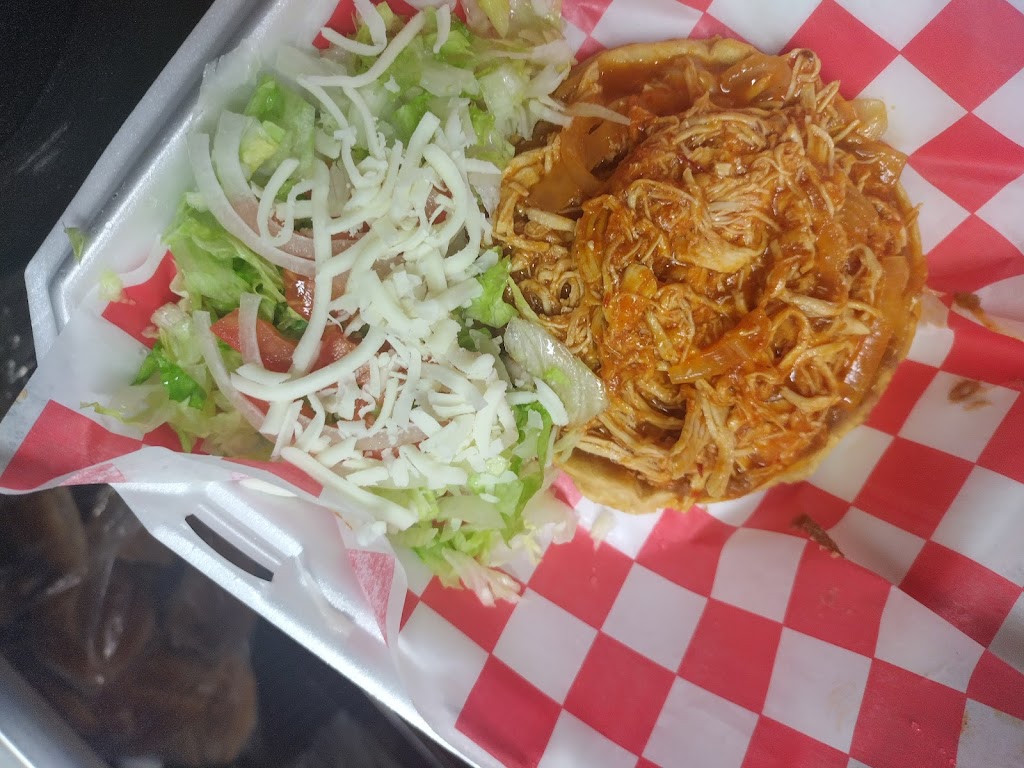 Gorditas estilo torreon | restaurant | 1310 S WW White Rd, San Antonio, TX 78220, USA | 2109571262 OR +1 210-957-1262