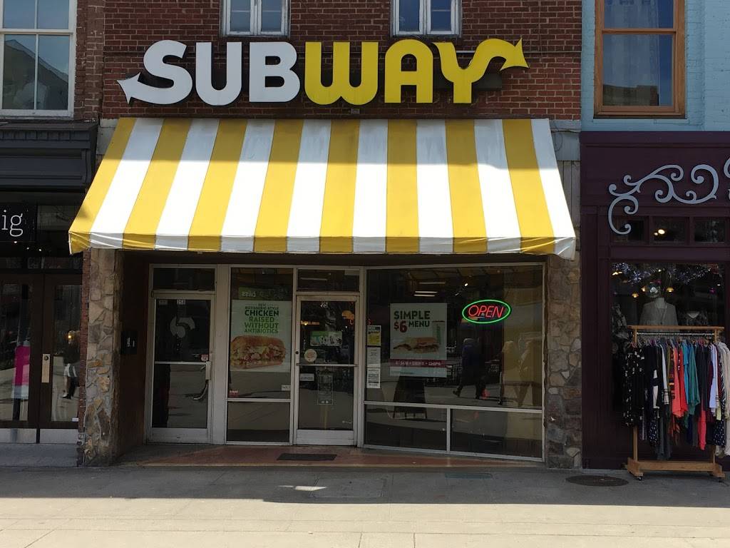 Subway Restaurants | restaurant | 25 Market Square, Knoxville, TN 37902, USA | 8655249446 OR +1 865-524-9446