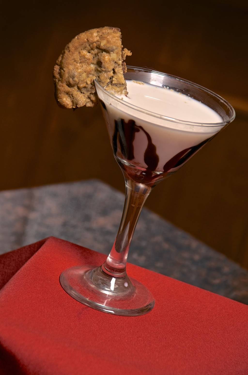 Riverfront Grille | restaurant | 1 Wenonah Park Pl, Bay City, MI 48708, USA | 9894601700 OR +1 989-460-1700